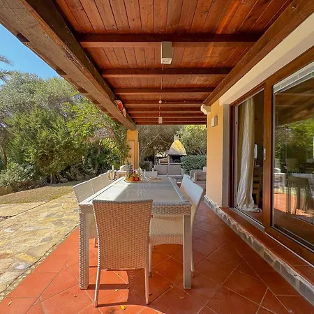 Luxury Con Piscina & Bbq By Host Hero Stintino