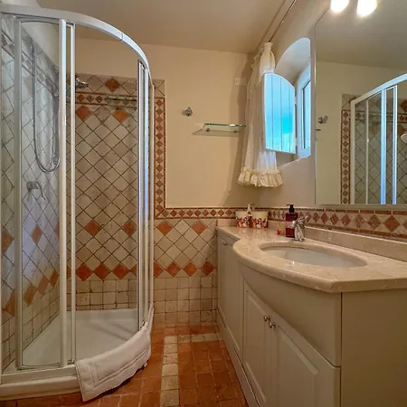 Di Lusso Con Piscina Privata, Bbq E Giardino Stintino