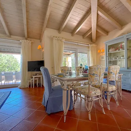 Di Lusso Con Piscina Privata, Bbq E Giardino